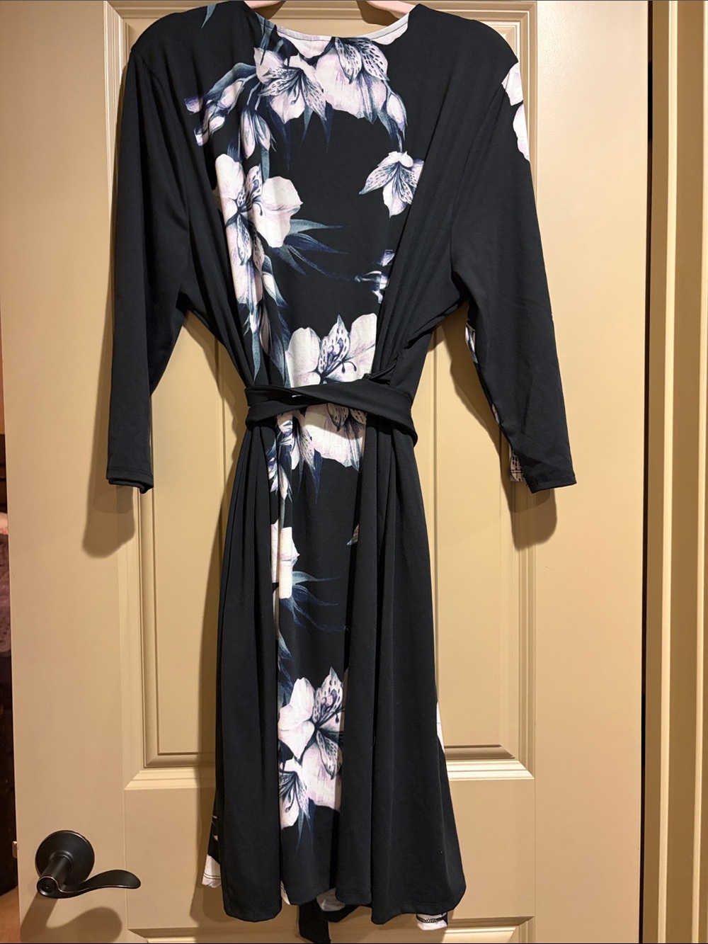 Lularoe Black Floral Wrap Dress with Pale Pink & Ivory Blooms Size 3XL